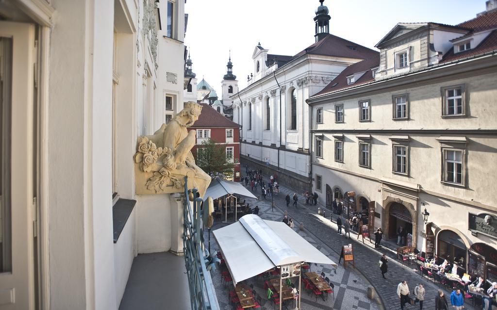 Charles IV Apartments Prag Exterior foto