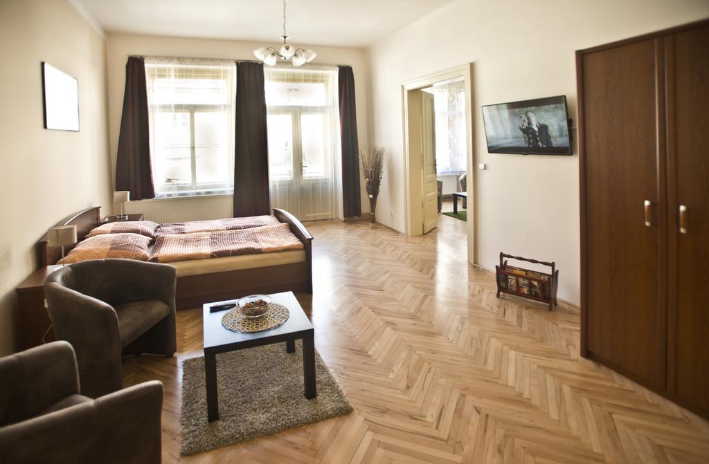 Charles IV Apartments Prag Exterior foto